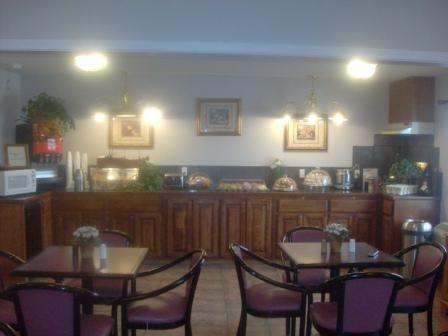 Rest Inn Fort Smith Restaurant photo